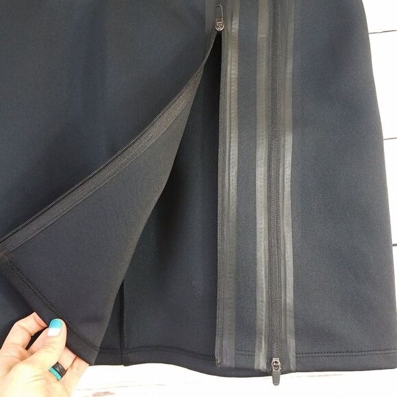 FABLETICS Black Double Zip Skirt - Picture 3 of 4